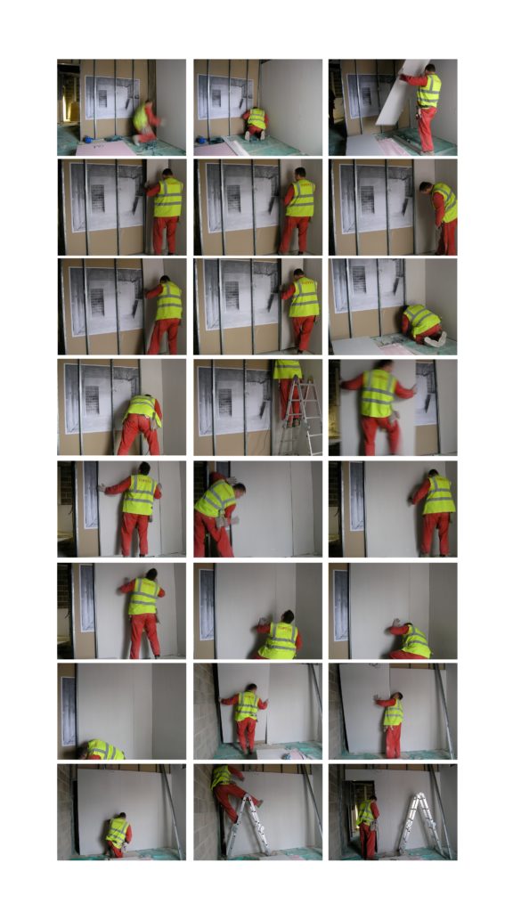Marie-Jeanne Hoffner, « Hide the Image, appatement # 2 », Cabot Circus Construction Site, Bristol, UK, 2008. Pour BS1-Project, sur une invitation de Neville Gabie.