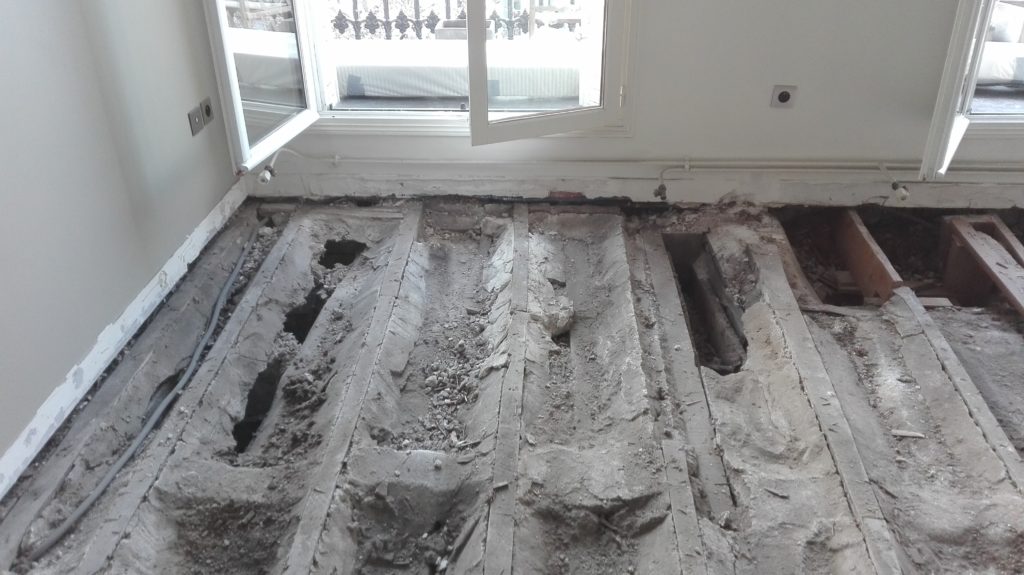 M.A.C Menuiserie Agencement Cuisine, Rénovation parquet, photo pour justifier d’un imprévu, Paris, 2018